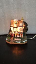 Kersthuis met verlichting, Diversen, Kerst, Ophalen of Verzenden, Zo goed als nieuw