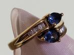 18 KARAAT GEELGOUDEN RING MET SAFFIEREN EN DIAMANTEN, Ophalen of Verzenden, Zo goed als nieuw, 17 tot 18, Met edelsteen