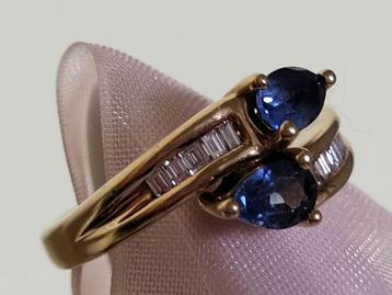 18 KARAAT GEELGOUDEN RING MET SAFFIEREN EN DIAMANTEN beschikbaar voor biedingen