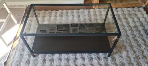 Small Glass top Table, Huis en Inrichting, Tafels | Bijzettafels, Zo goed als nieuw, Rechthoekig, 45 tot 60 cm, 75 cm of meer