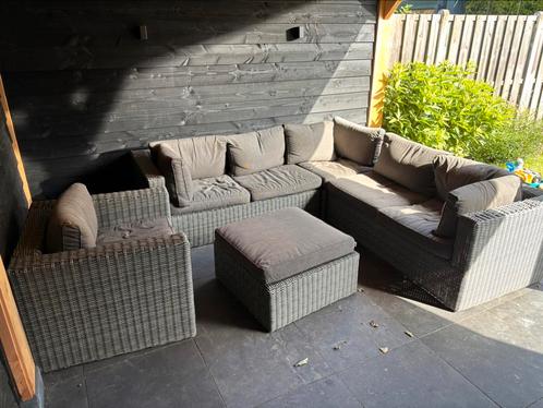 Complete loungeset: hoekbank, stoel en tafel. Ca 8 jaar oud, Tuin en Terras, Tuinsets en Loungesets, Gebruikt, Loungeset, Wicker