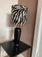 Zebra Lampenkap met Zwarte Voet, Ophalen