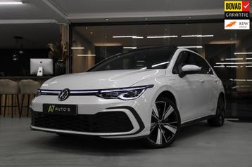 Volkswagen Golf 1.4 eHybrid GTE / PANO/HUD/IQLIGHT/CAM/CARPL beschikbaar voor biedingen