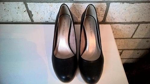 Mooie zwarte pumps, Marco Tozzi, maat 39, Kleding | Dames, Schoenen, Nieuw, Pumps, Zwart, Ophalen of Verzenden