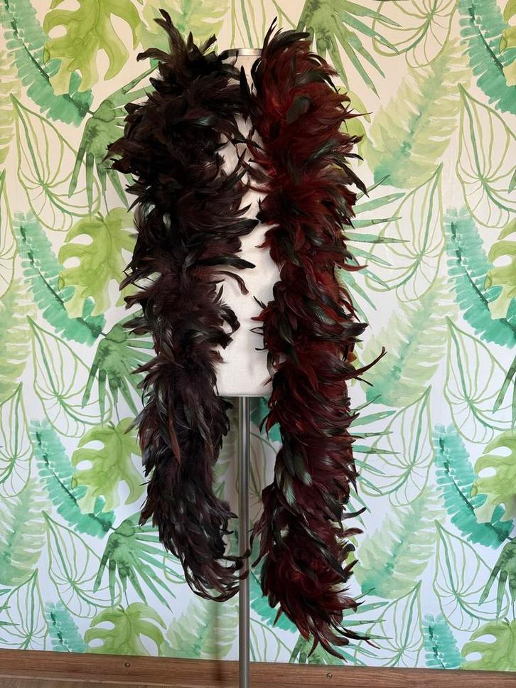 Bruin/Zwarte Verenboa - 190cm, Kleding | Dames, Carnavalskleding en Feestkleding, Nieuw, Accessoires, Carnaval, Ophalen of Verzenden