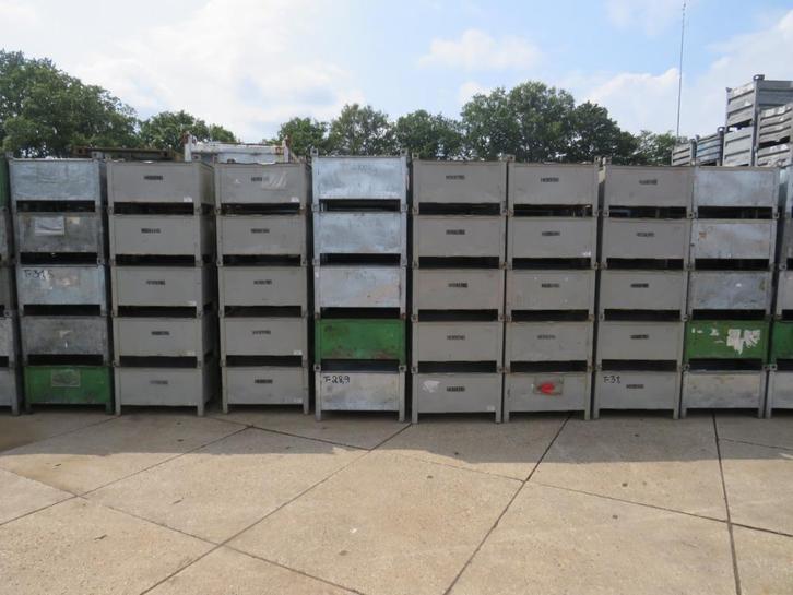 stalen stapelkrat stapelbak stapelkratten stapelbakken, Doe-het-zelf en Verbouw, Overige Doe-het-zelf en Verbouw, Gebruikt, Ophalen of Verzenden