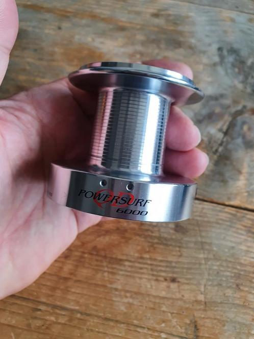 1 Daiwa Power Surf QD 6000 spoel Entoh Tournament, Watersport en Boten, Hengelsport | Karpervissen, Zo goed als nieuw, Molen, Ophalen of Verzenden