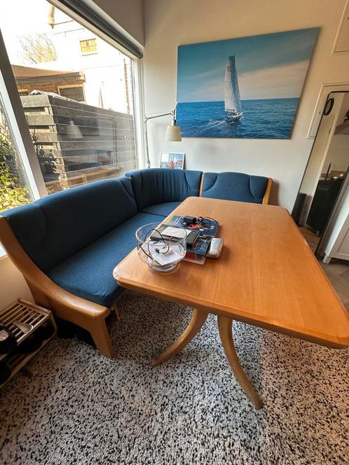 Tafel met hoekbank | opnieuw bekleed, Huis en Inrichting, Tafels | Eettafels, Zo goed als nieuw, Vijf personen of meer, Rechthoekig