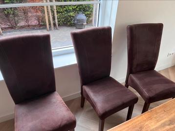 6 eetkamerstoelen voor maar €60 beschikbaar voor biedingen
