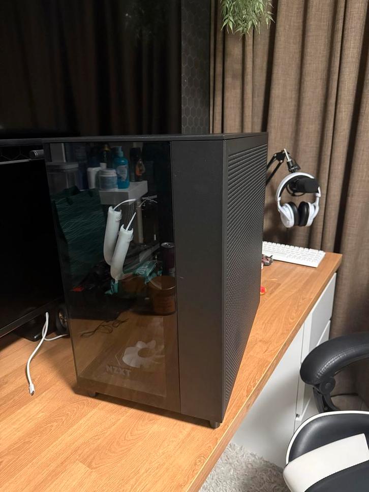 High-End Gaming PC, Computers en Software, Computerbehuizingen, Zo goed als nieuw, Ophalen