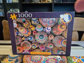 Puzzel met beschilderde vazen beschikbaar voor biedingen