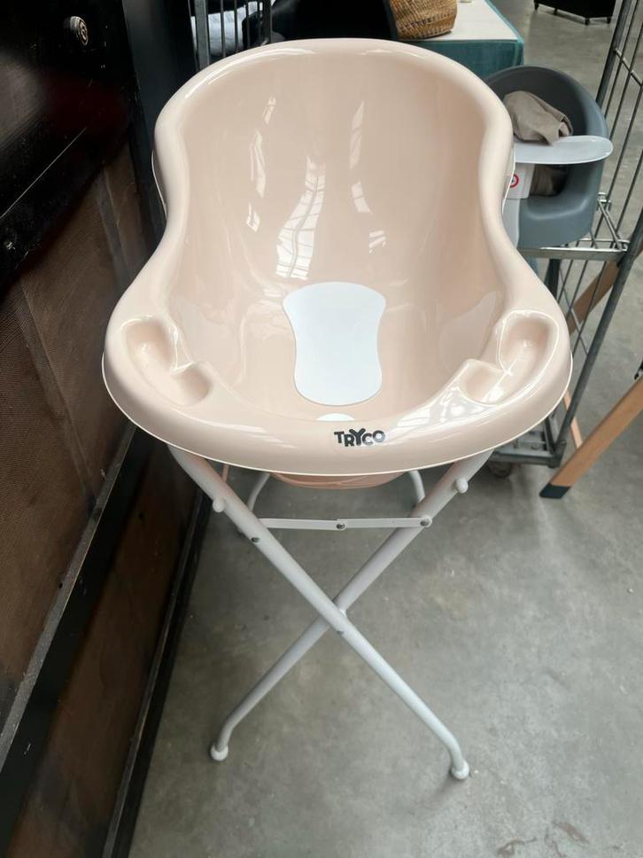 Babybadje met Standaard - Zo Goed Als Nieuw!, Kinderen en Baby's, Badjes en Verzorging, Zo goed als nieuw, Badje, Overige merken
