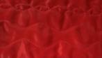 Lap stof rood gewatteerd 2,80m- 1,48m, Hobby en Vrije tijd, Stoffen en Lappen, Nieuw, Overige materialen, 30 tot 200 cm, Ophalen of Verzenden