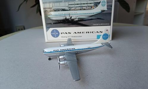 Herpa 506762 Boeing 377 Stratocruiser Pan AM N1024 1:500, Verzamelen, Luchtvaart en Vliegtuigspotten, Zo goed als nieuw, Schaalmodel