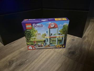 Lego Friends Dierenkliniek (41695) NIEUW beschikbaar voor biedingen