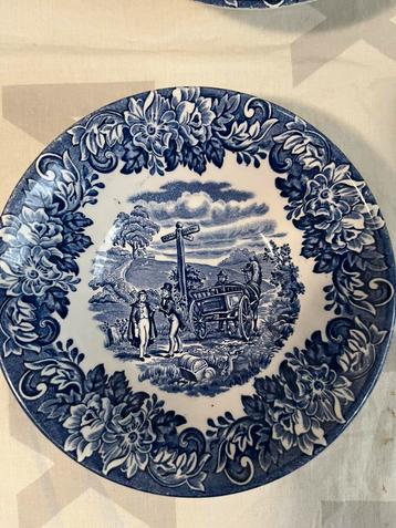 Vintage Engelse schaaltjes -English ironstone beschikbaar voor biedingen
