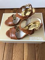 Michael Kors Sandaal met gouden. Nieuw! Maat 35, Kleding | Dames, Schoenen, Michael Kors, Bruin, Nieuw, Sandalen of Muiltjes