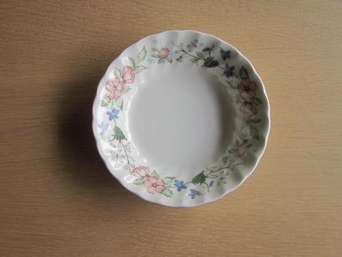 Myott Meakin Spring Fields by Jenny Rhodes D.V servies, Huis en Inrichting, Keuken | Servies, Zo goed als nieuw, Overige typen