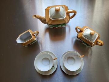 Vintage Kinderservies - Gelijmde Kopjes beschikbaar voor biedingen