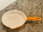 Le Creuset skillet 16 cm koekenpan/ ovenschaal, Ophalen of Verzenden, Zo goed als nieuw, Gietijzer, Koekenpan of Braadpan