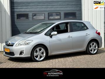 Toyota Auris 1.8 Full Hybrid Executive 1e EIG / NAVI / CLIMA beschikbaar voor biedingen