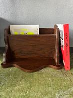 Massief houten platenbak / krantenbak, Ophalen of Verzenden, Zo goed als nieuw