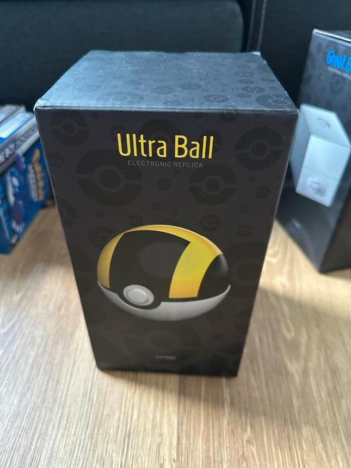 Pokémon Ultra Ball Replica -  in doos! Diecast, Hobby en Vrije tijd, Verzamelkaartspellen | Pokémon, Nieuw, Overige typen, Ophalen of Verzenden