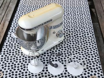 Gratis Keukenmixer - Vintage Design beschikbaar voor biedingen