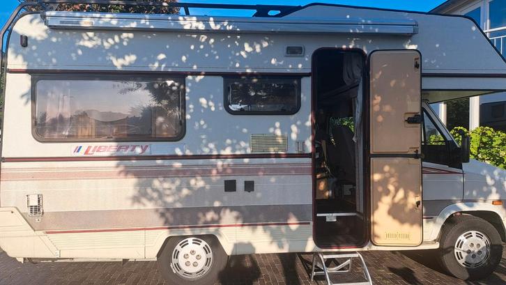 Camper Fiat Ducato LMC Liberty, Caravans en Kamperen, Campers, Particulier, tot en met 5, Half-integraal, Fiat, Fiat, Diesel, Handgeschakeld