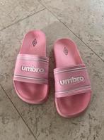 Umbro roze slippers badslippers, maat 38, Overige typen, Umbro, Ophalen of Verzenden, Zo goed als nieuw
