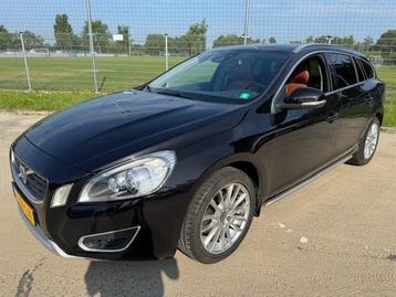 Volvo V60 2.0 D3 Summum APK 10-07-2026 168.000 KM ! beschikbaar voor biedingen