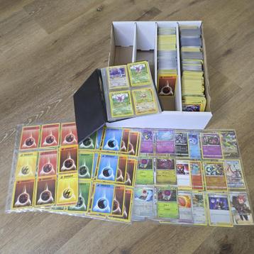 272025: Pokemonverzameling Base/Vintage/Modern/VMAX beschikbaar voor biedingen