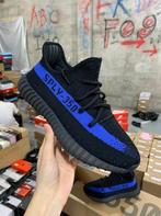 Yeezy Boost 350 Dazzling Blue | Maat 39, Kleding | Heren, Schoenen, Ophalen of Verzenden, Nieuw