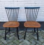 Vintage spijlenstoel stoelen, Huis en Inrichting, Stoelen, Twee, Vintage, Zo goed als nieuw, Hout