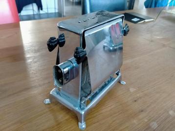 broodroosters retro 2 stuks beschikbaar voor biedingen