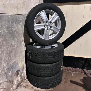 17 inch 5x120 Dezent Winterbanden beschikbaar voor biedingen