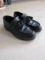 Dr. Martens Adrian leren tassle loafers gele stiksels, mt 39, Kleding | Dames, Schoenen, Ophalen of Verzenden, Instappers, Zwart