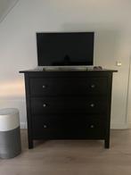 Hemnes ladekast zwartbruin houtnerf, Ophalen, Gebruikt, 5 laden of meer, Minder dan 100 cm