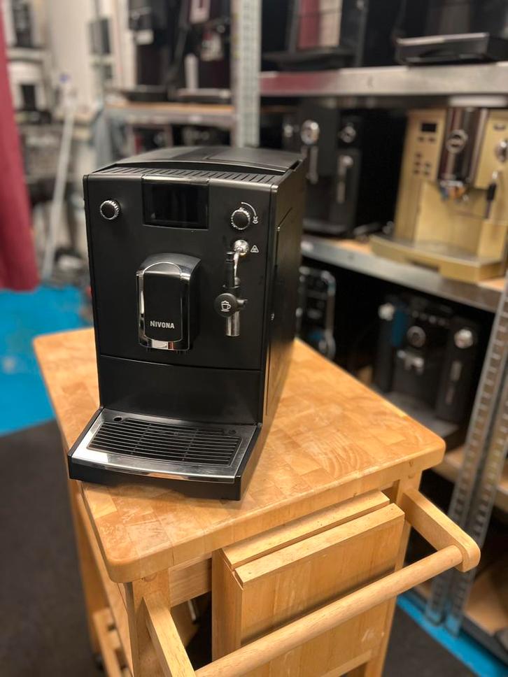 Nivona CafeRomatica 550, Witgoed en Apparatuur, Koffiezetapparaten, Zo goed als nieuw, Gemalen koffie, Koffiebonen, Koffiemachine