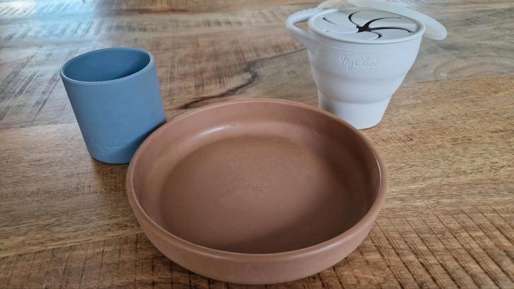 MyChupi Silicone Kinderservies - Ideaal voor Onderweg!, Huis en Inrichting, Keuken | Tupperware, Nieuw, Beker of Kan, Blauw, Wit