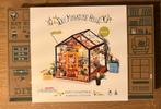 DIY Miniatuur Huis DG104 - Rolife Cathy's Flower House, Overige merken, 1:50 of kleiner, Overige typen, Nieuw