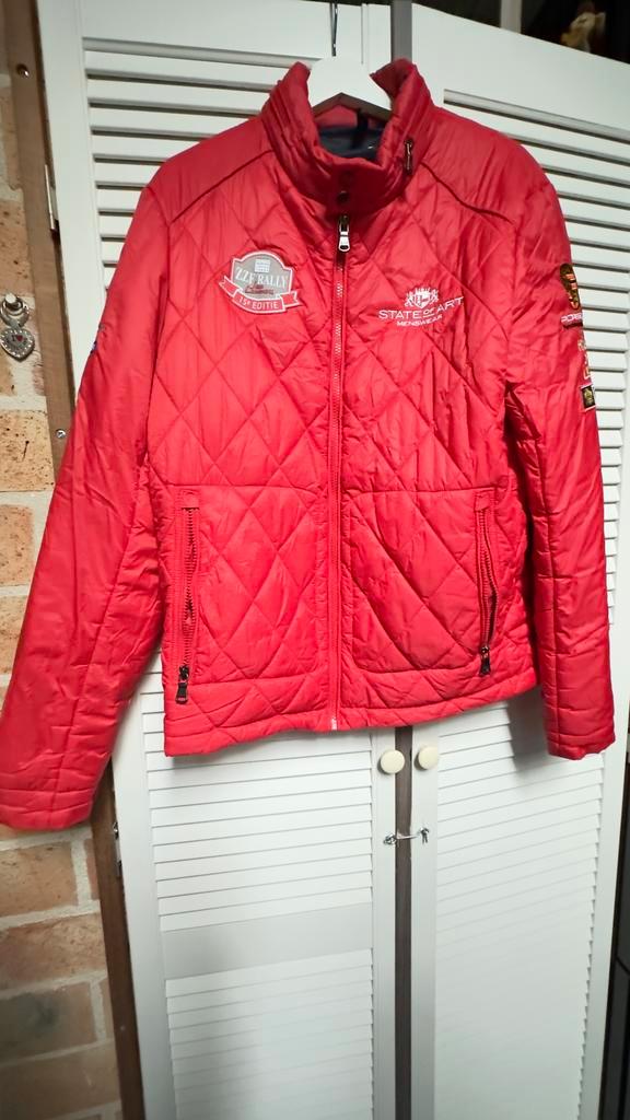 State of Art Rode tussen Jas Maat L - Zo goed als nieuw, Kleding | Heren, Jassen | Zomer, Zo goed als nieuw, Maat 52/54 (L), Rood