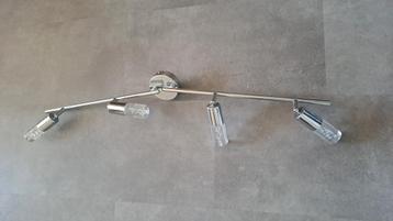 Mooie lamp met 4 led spots beschikbaar voor biedingen