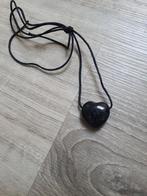 Shungit hart aan leren ketting, Ophalen of Verzenden, Mineraal