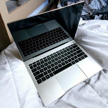 Huawei Matebook X Pro zilver i5 8 gb ram 256 gb opslag beschikbaar voor biedingen