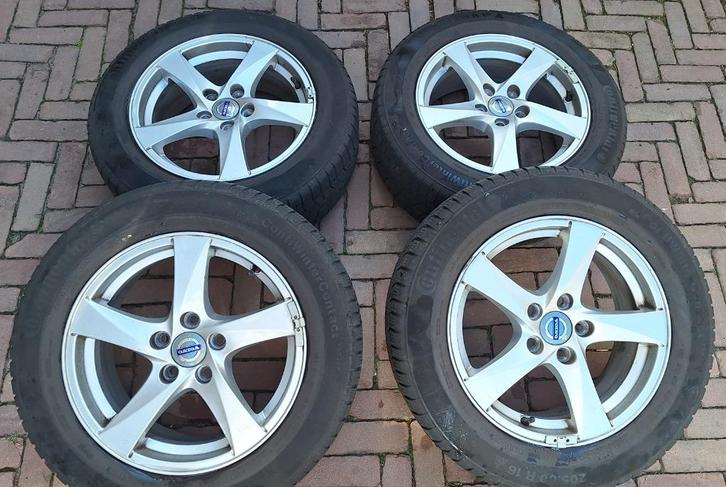 Volvo velgen Hera met winterbanden, Auto-onderdelen, Overige Auto-onderdelen, Volvo, Gebruikt, Ophalen