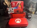 Nintendo Switch Mario editie + AC Black flag, Ophalen of Verzenden, Zo goed als nieuw, Met 1 controller, Switch OLED