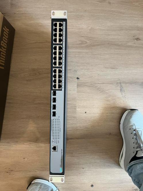HP 24port POE Switch 1Gbps Officeconnect 1920, Computers en Software, Netwerk switches, Gebruikt, Ophalen of Verzenden