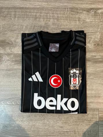 Besiktas Maat L beschikbaar voor biedingen