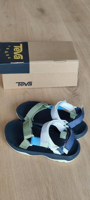 Teva kinder sandalen maat 29/30. beschikbaar voor biedingen